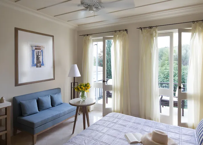 Polis Design hotels