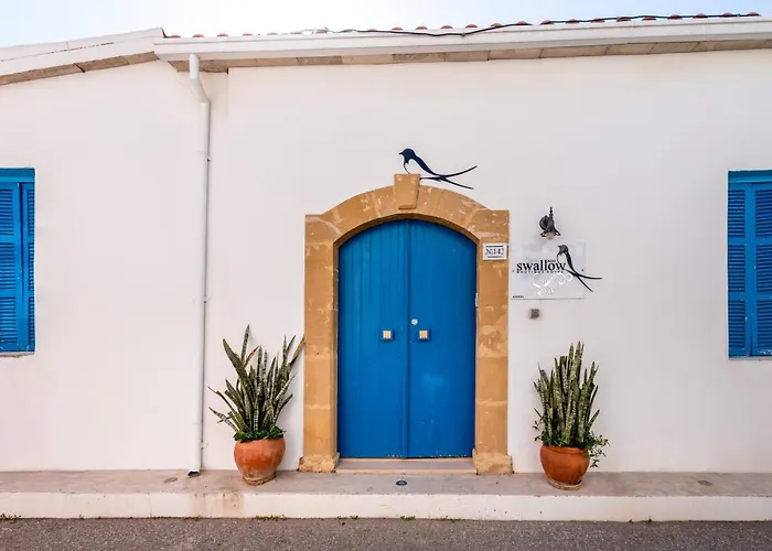 Cypriot Swallow Boutique Hotel Nicosia - 3 star Hotel