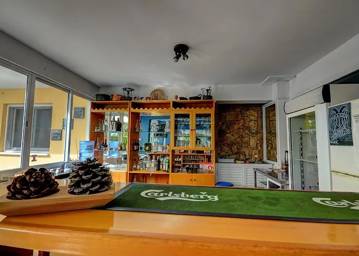 Renos Apartments Polis