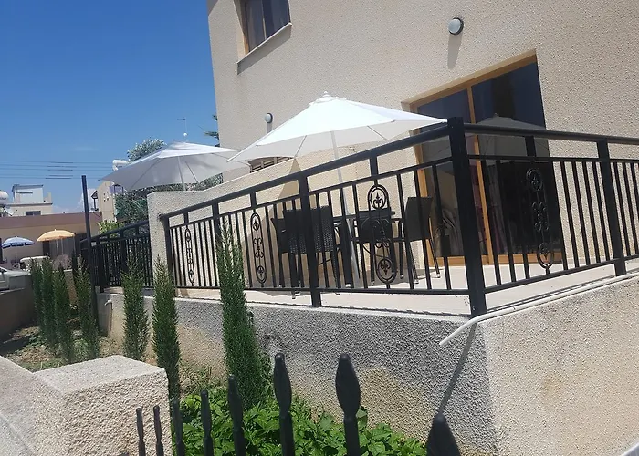 Charalambous Apartment Paphos