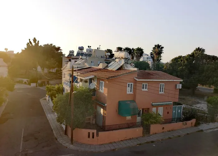 Faneromeni Court Apartment Paphos