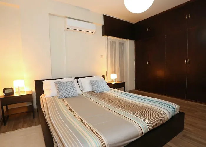 Pet friendly The Bridge-House Apartment Nicosia